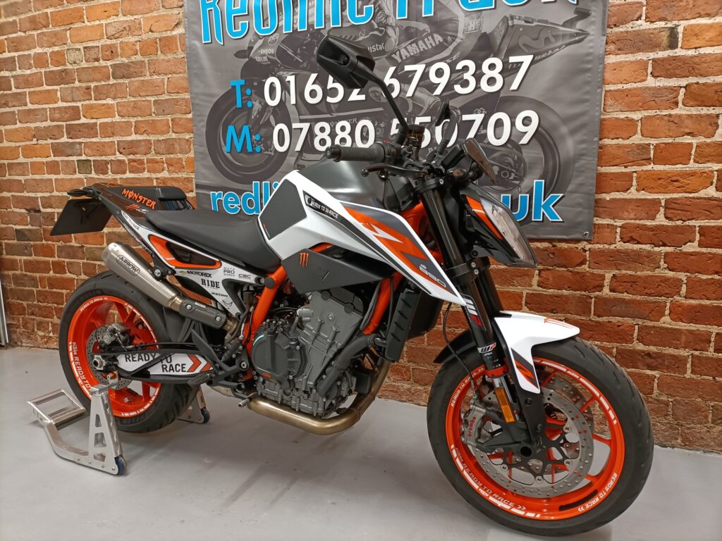 KTM TECH PACK per 890 Duke (Bj.20-)