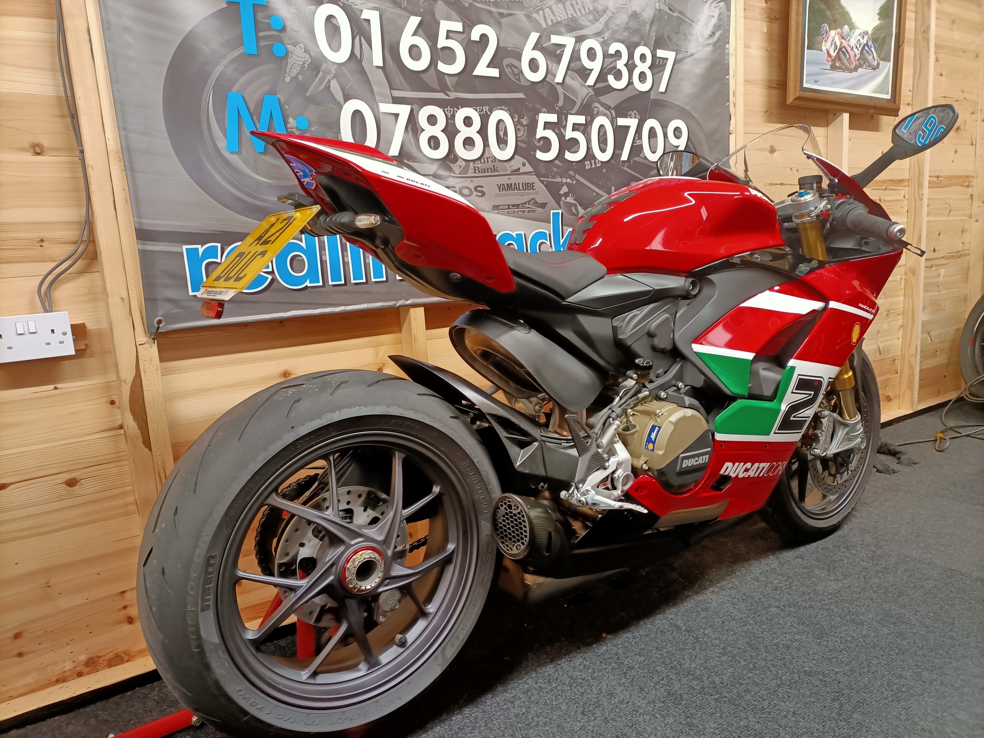 DUCATI PANIGALE V2 BAYLISS 20TH ANNIVERSARY LIMITED EDITION "STUNNER" - Image 3