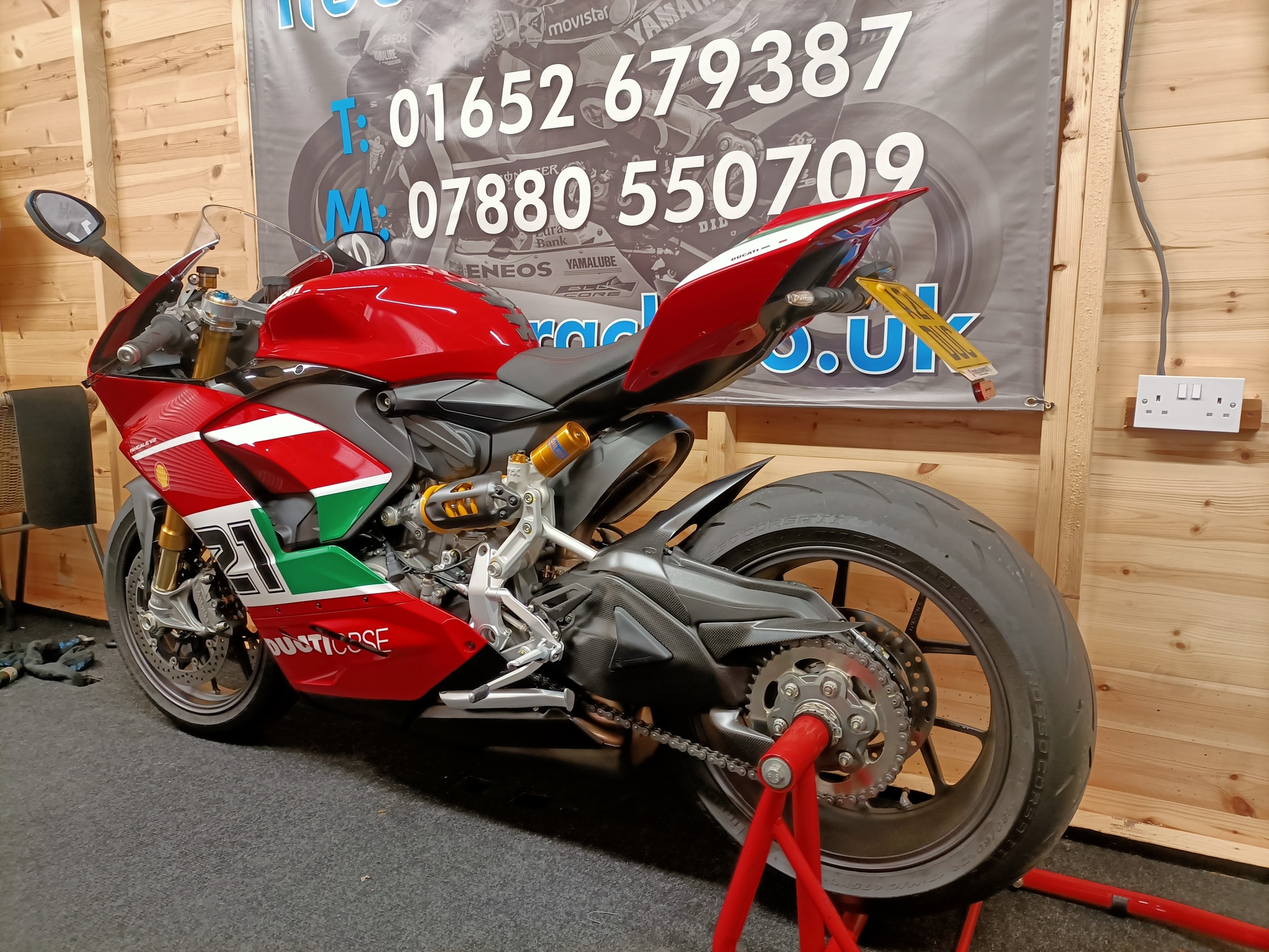 DUCATI PANIGALE V2 BAYLISS 20TH ANNIVERSARY LIMITED EDITION "STUNNER" - Image 12