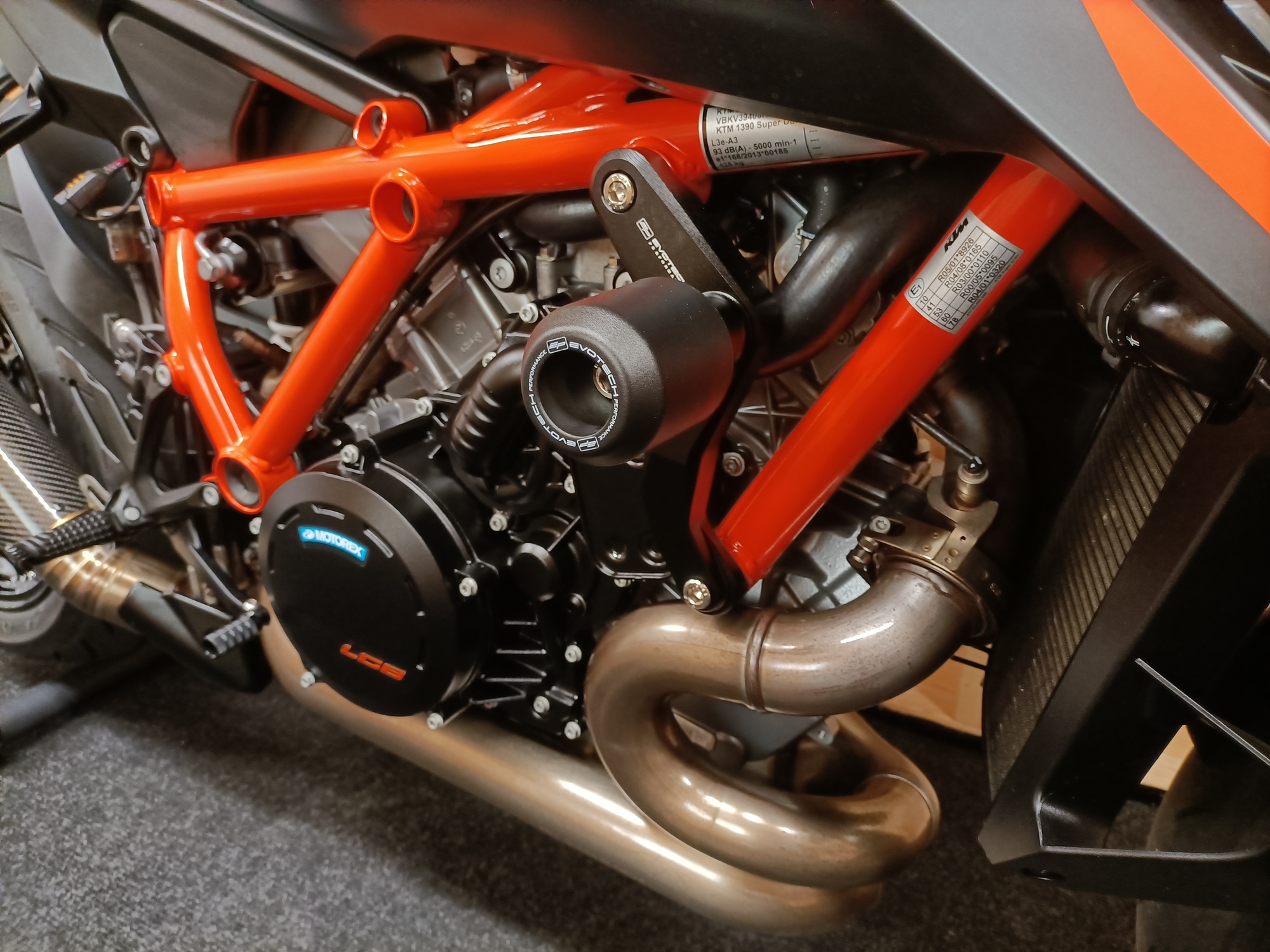 2024 KTM 1390 SUPERDUKE R EVO TECH PACK TRACK PACK “STUNNER” - Image 13