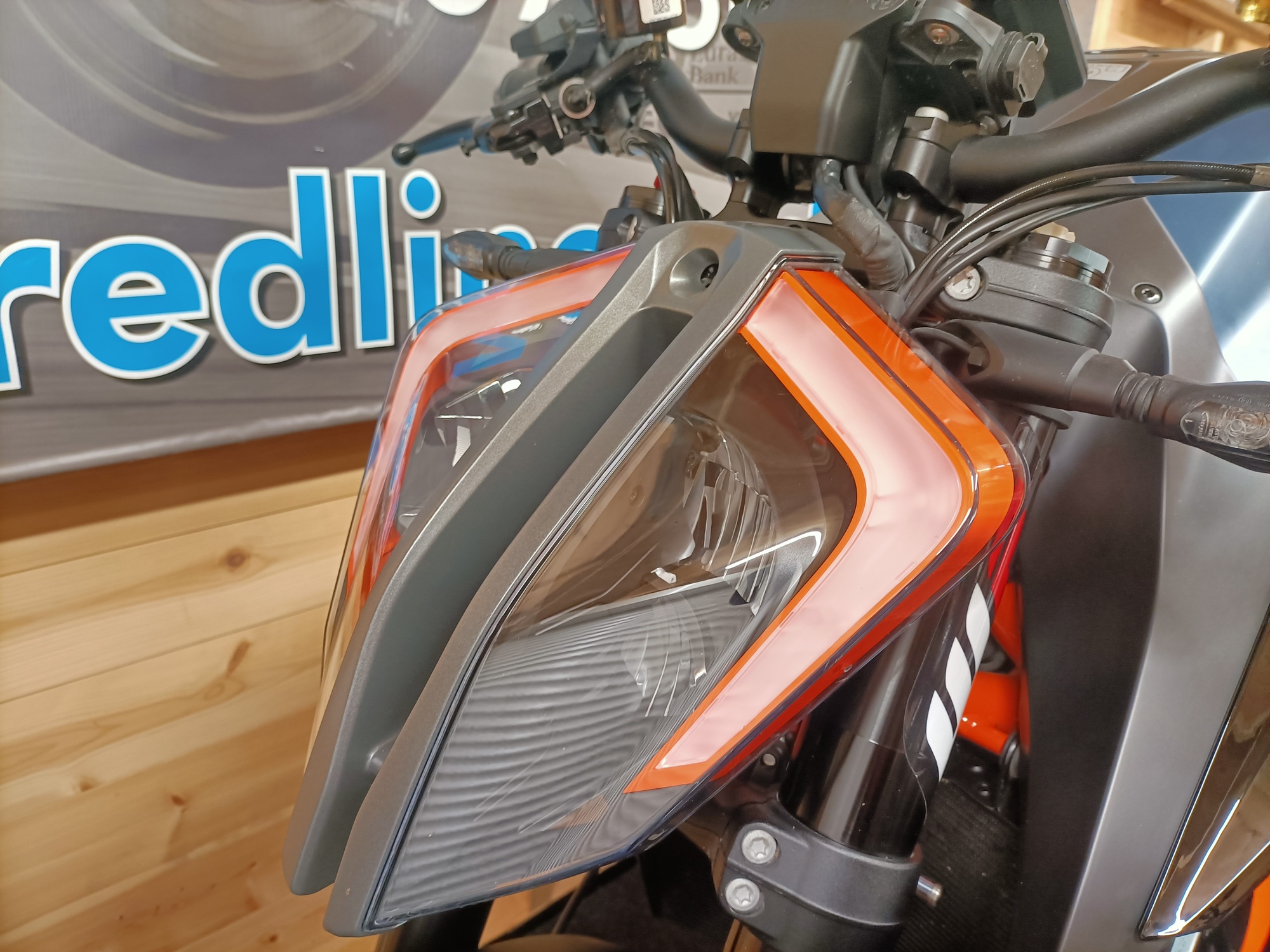 KTM 1290 SUPERDUKE R TECH PACK -TRACK PACK ULTRA LOW MILES "STUNNER" - Image 10