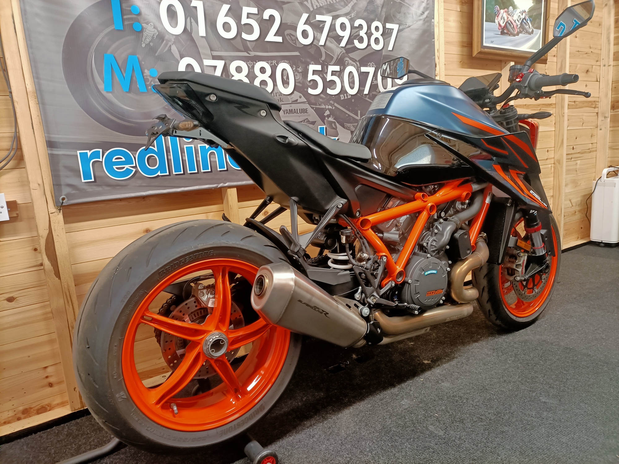 KTM 1290 SUPERDUKE R TECH PACK -TRACK PACK ULTRA LOW MILES "STUNNER" - Image 6