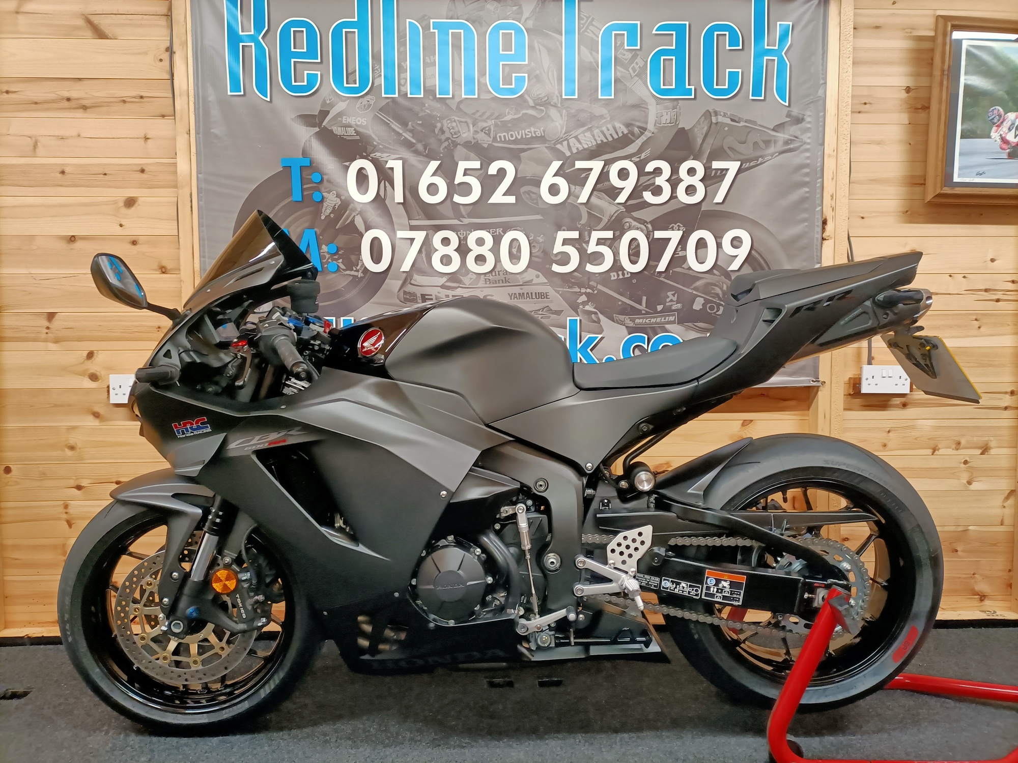 2025 HONDA CBR600 RR LOW MILEAGE EVOTECH PARTS SEAT COWL "STUNNER" - Image 3