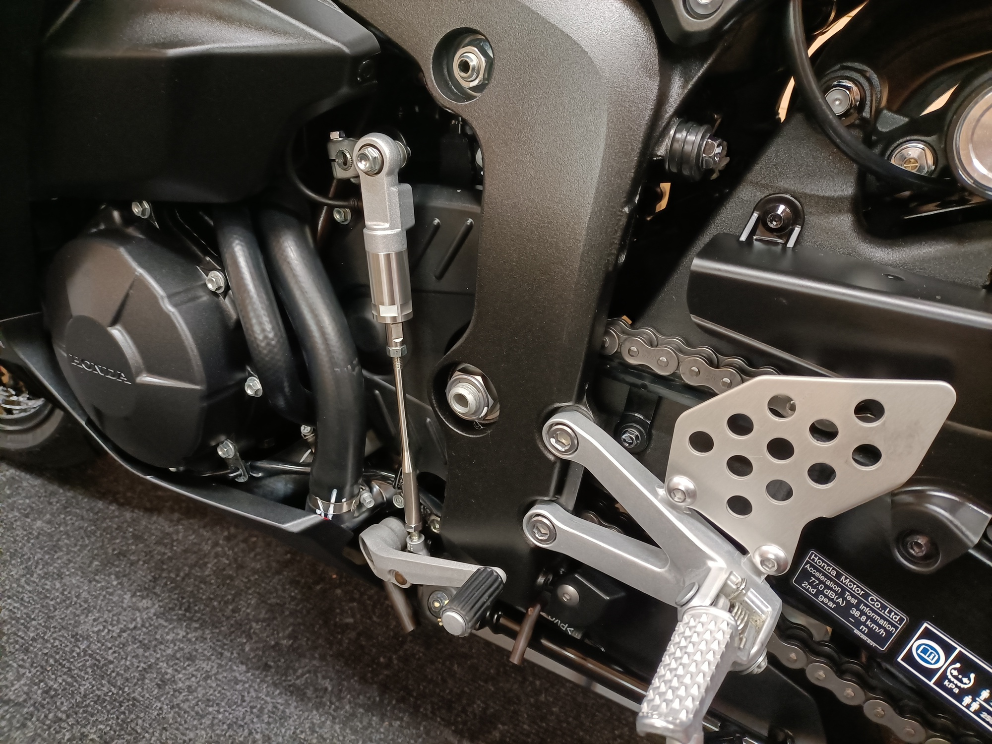2025 HONDA CBR600 RR LOW MILEAGE EVOTECH PARTS SEAT COWL "STUNNER" - Image 16