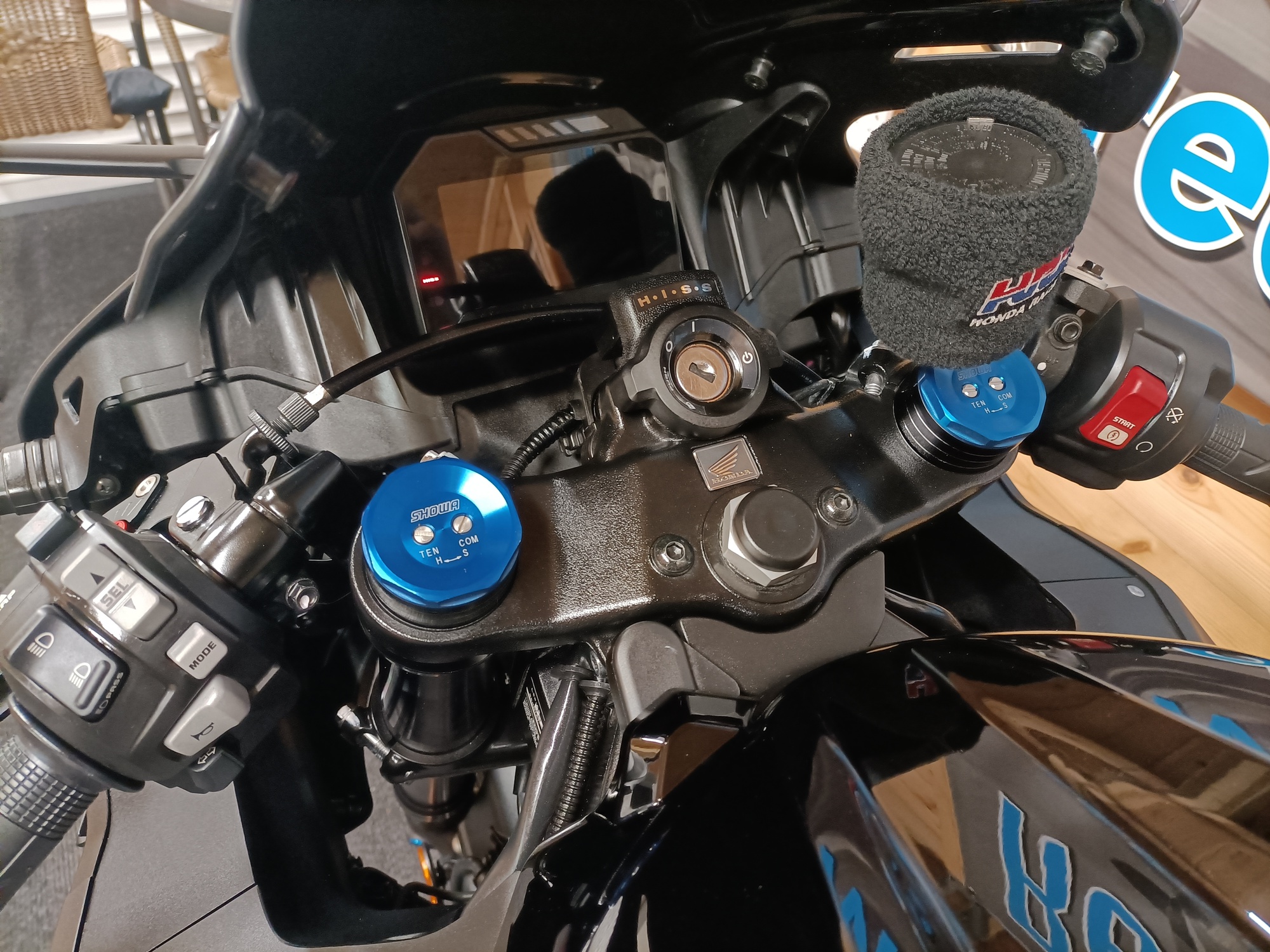 2025 HONDA CBR600 RR LOW MILEAGE EVOTECH PARTS SEAT COWL "STUNNER" - Image 13