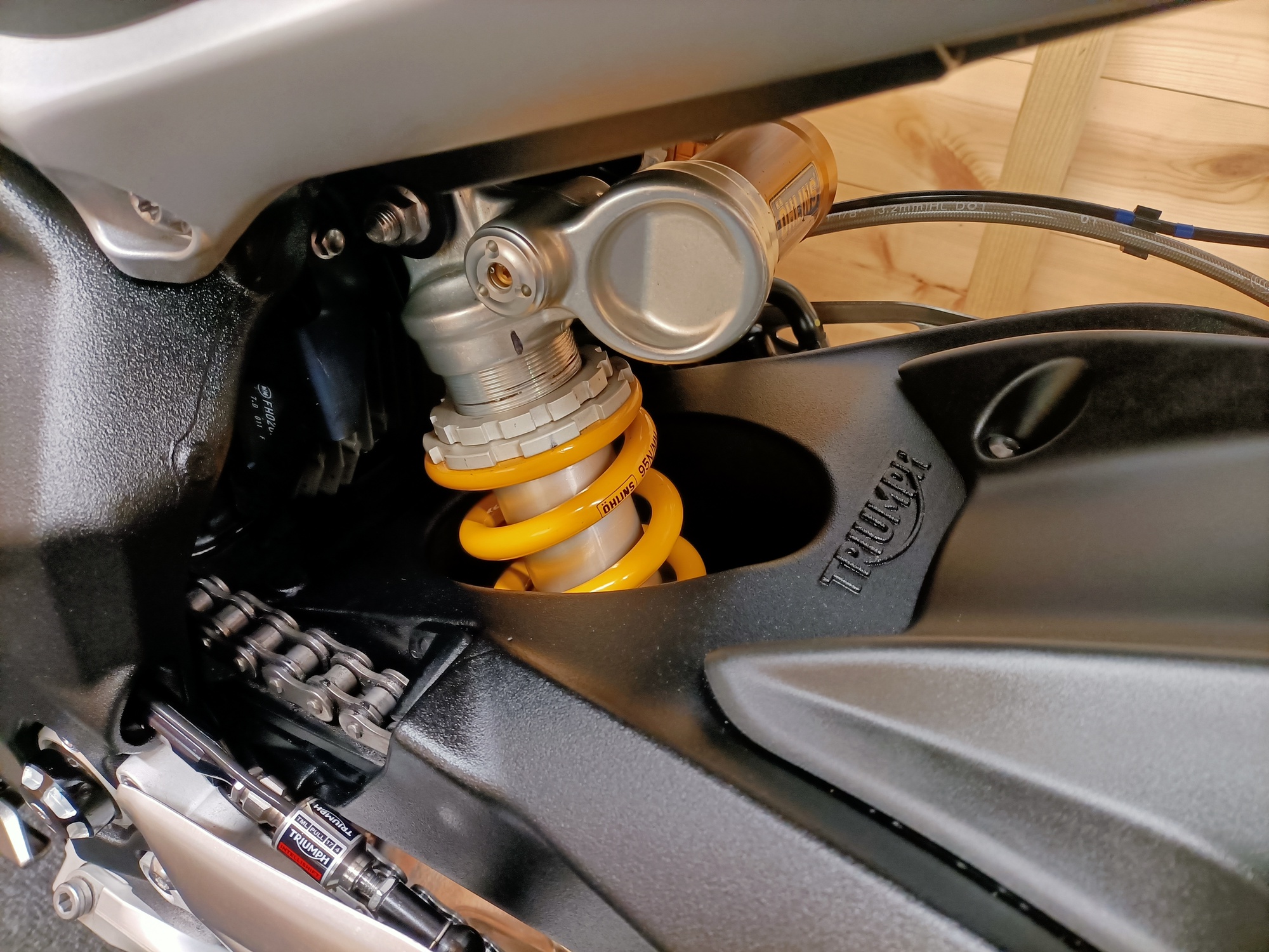 TRIUMPH STREET TRIPLE 765 RS ULTRA LOW MILEAGE ARROW EXHAUST "STUNNER" - Image 15